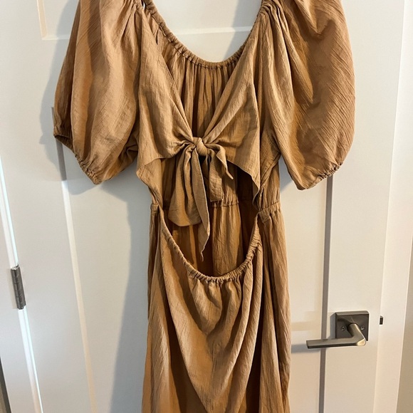 Old Navy Tan Mini Dress - Picture 2 of 5